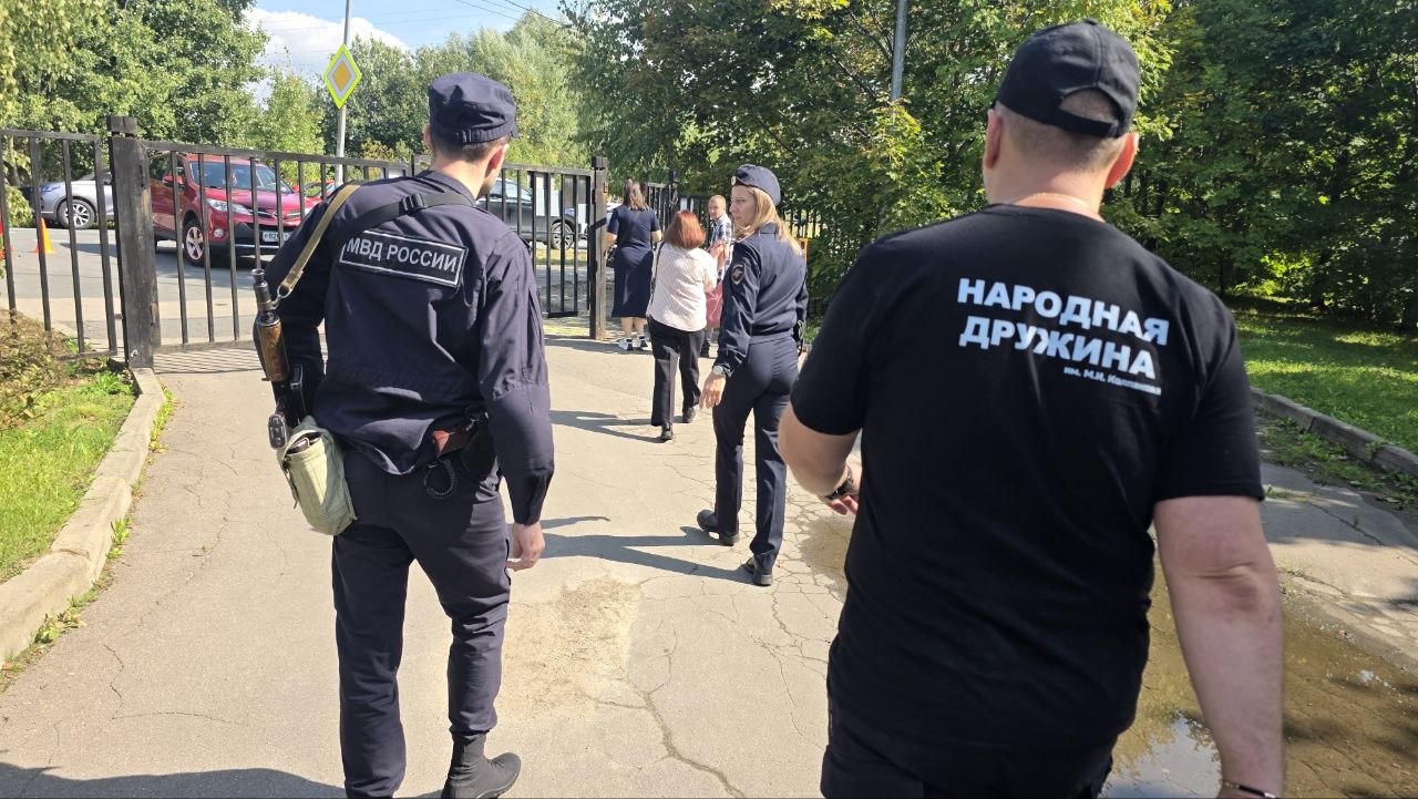 Дежурство у образовательных учреждений округа Дежурство у образовательных учреждений округа